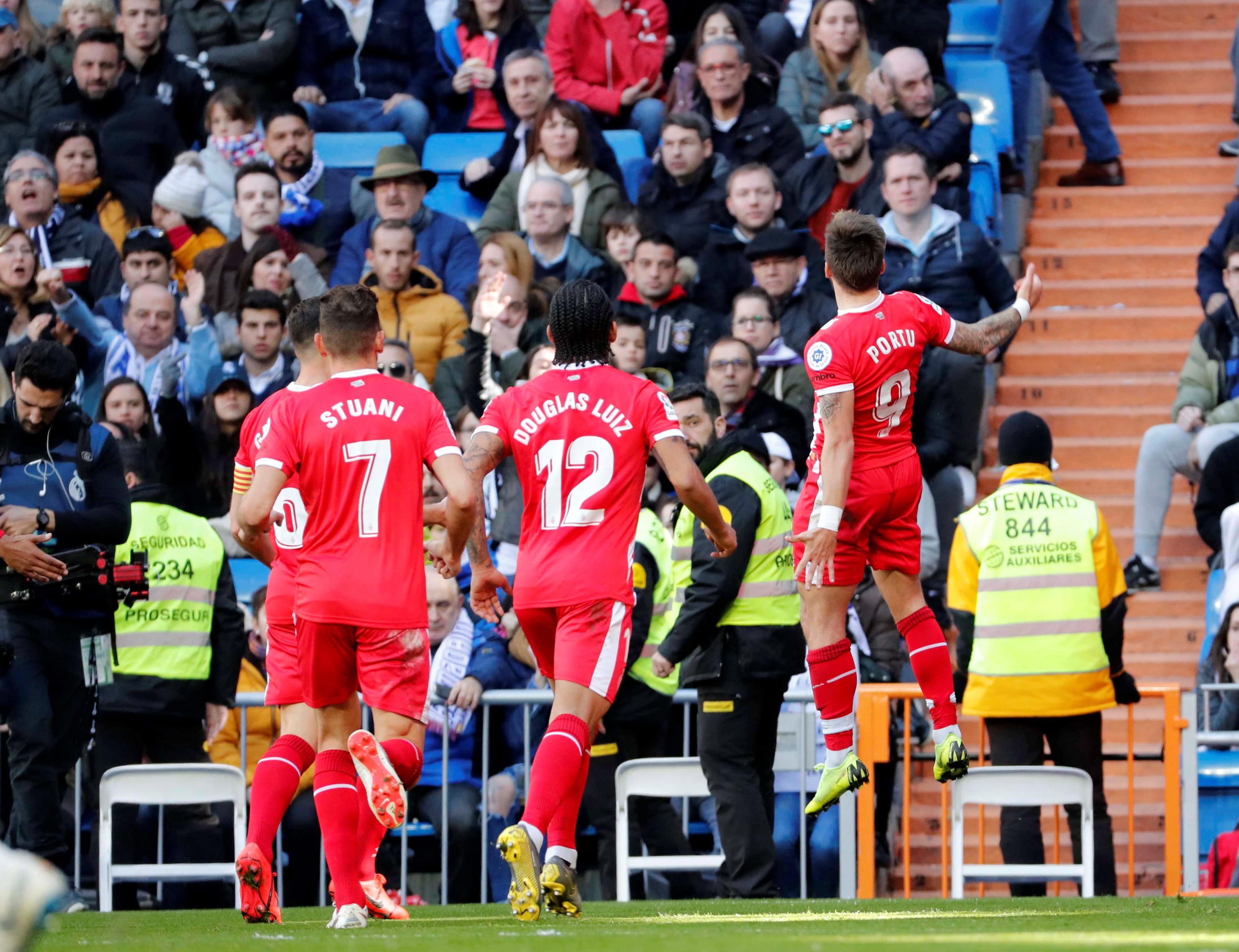 队中争得主 队中争得主